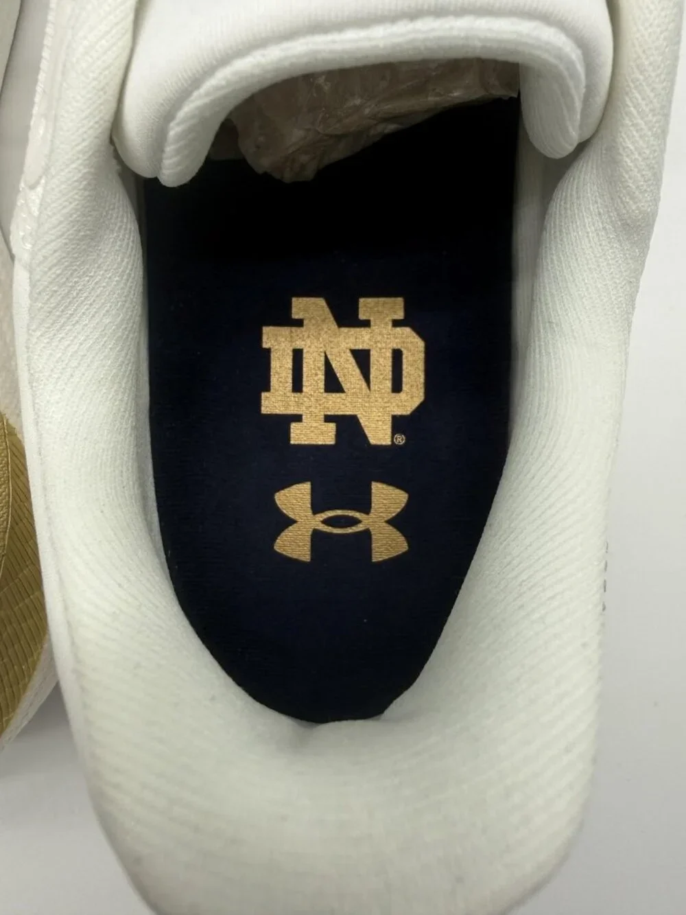 New Notre Dame Fighting Irish Mens Size 10.5 White Under Armour Infinite Elite 2